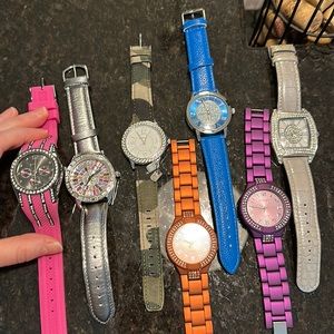 Set of seven watches